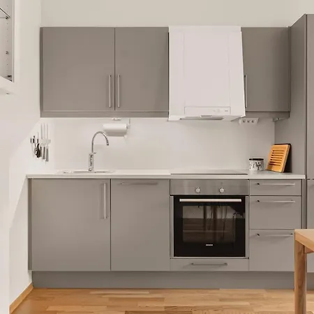公寓 Dinbnb I Oasis, Workspace & Elevator! 卑爾根
