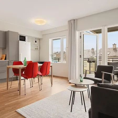 Dinbnb I Oasis, Workspace & Elevator! * 卑爾根