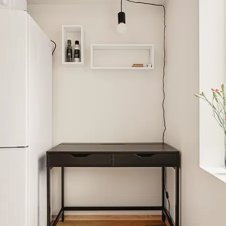 Dinbnb I Oasis, Workspace & Elevator! 公寓 卑爾根